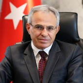 Rektör Prof. Dr. Arif ÖZAYDIN
